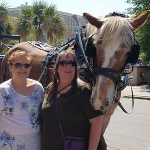 Meet your Posher, Monica